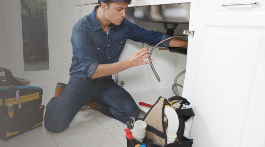 Emergency Leak Repair in Nash, TX